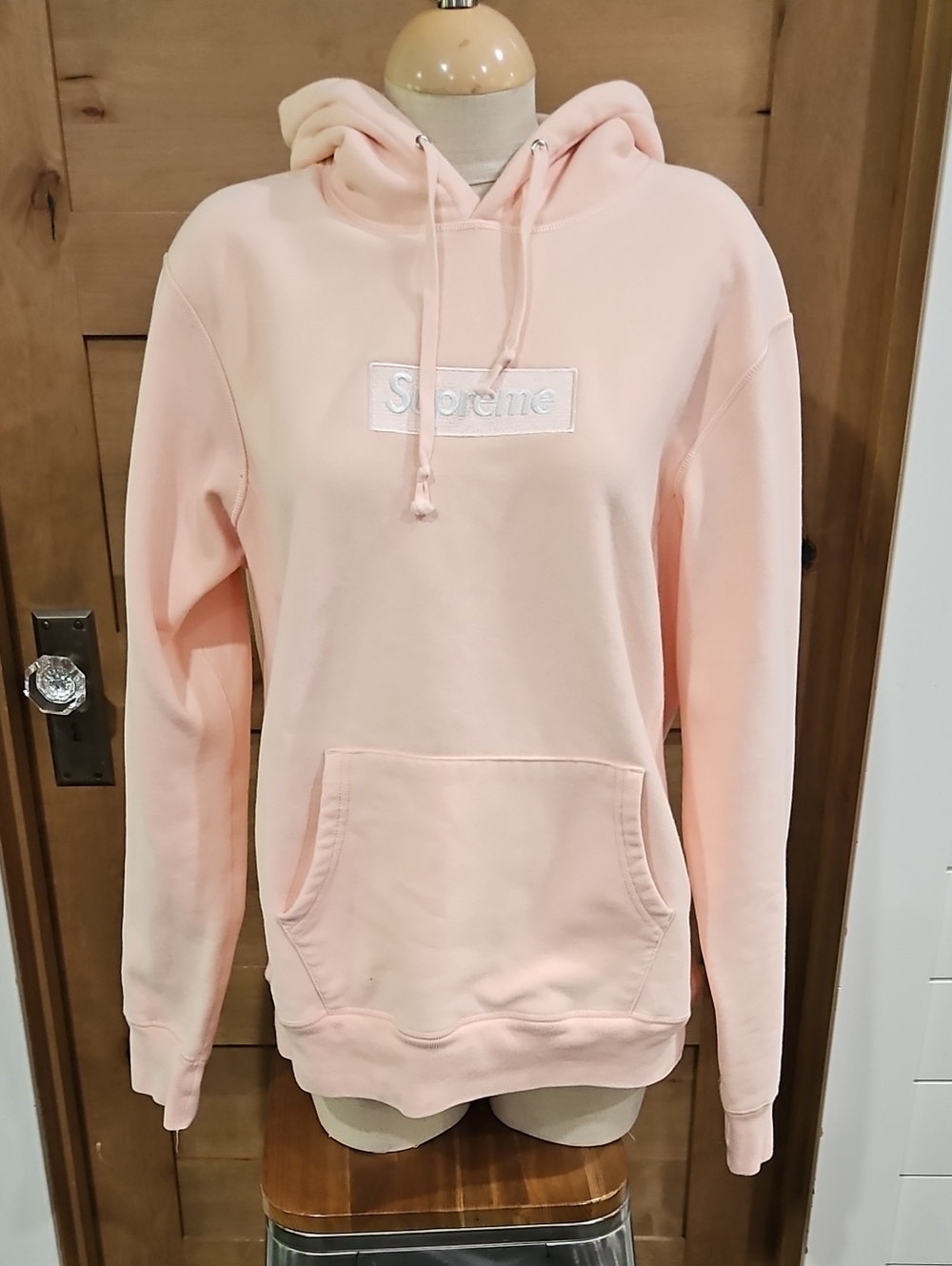 Supreme Light Pink/peach Embroidered Box Logo Hoodie Size Large. Like New